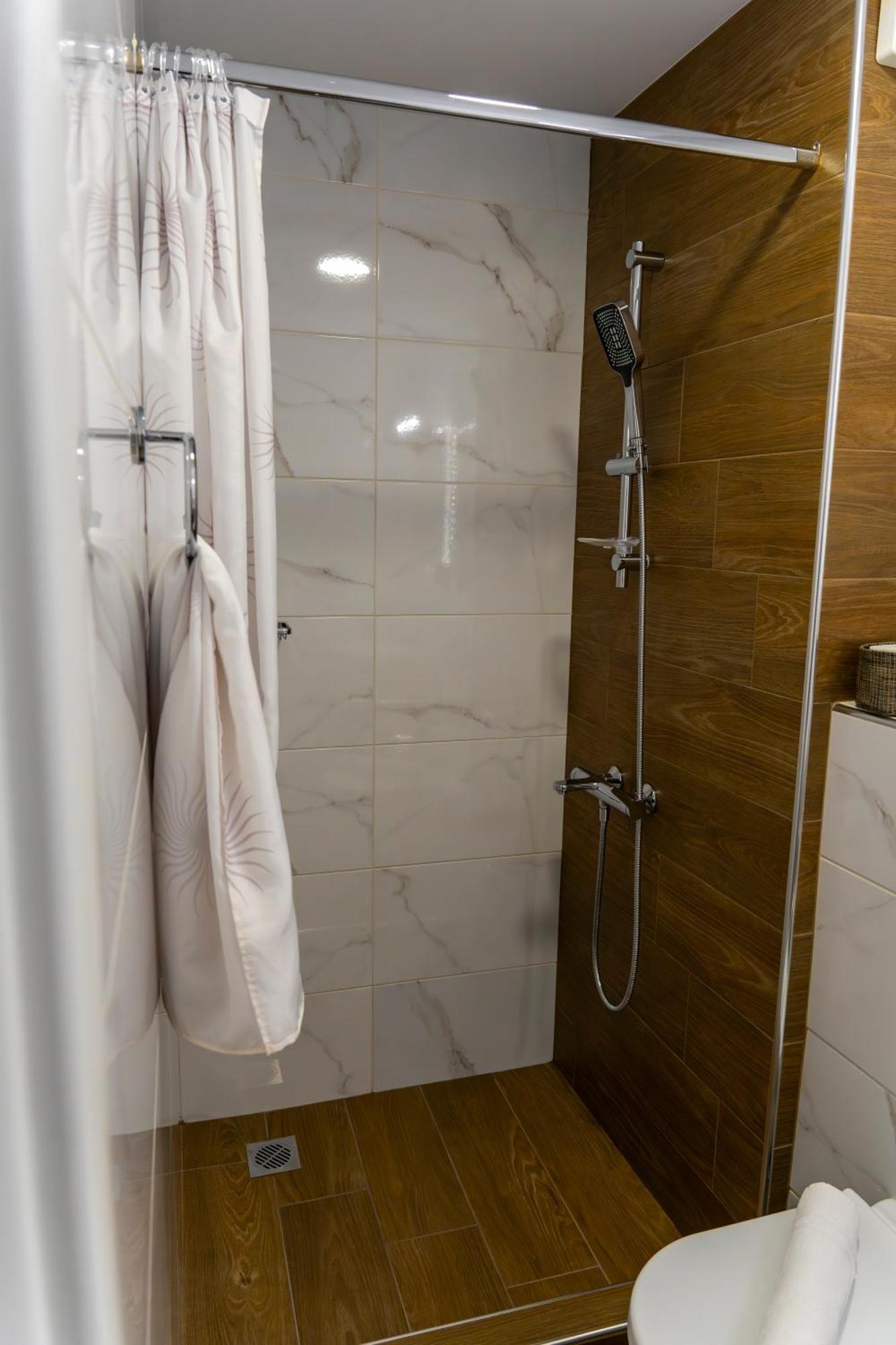 Novos Guesthouse Meteora Kalampáka Buitenkant foto